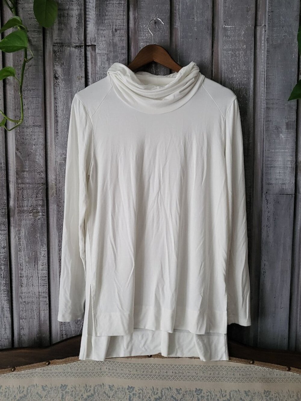 Tristan Off White Cowl Neck Long Sleeve Tunic Top L Stretch